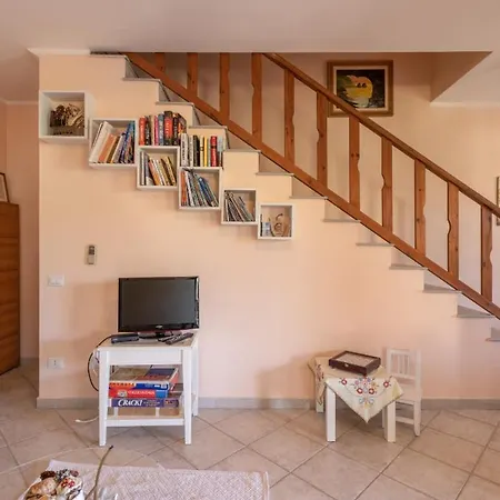 Domu Marinella Apartment *